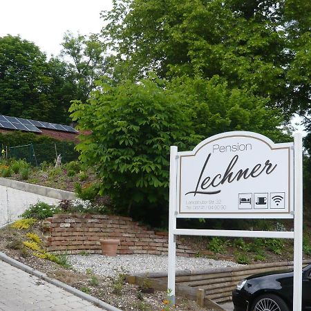 Pension Lechner Hotel Vilsbiburg Exterior photo